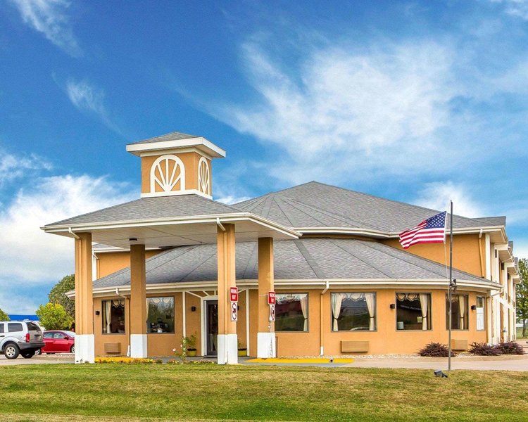 quality inn morton at i 74