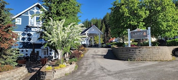 The Larix Hotel,Kimberley>>Cranbrook,3 star
