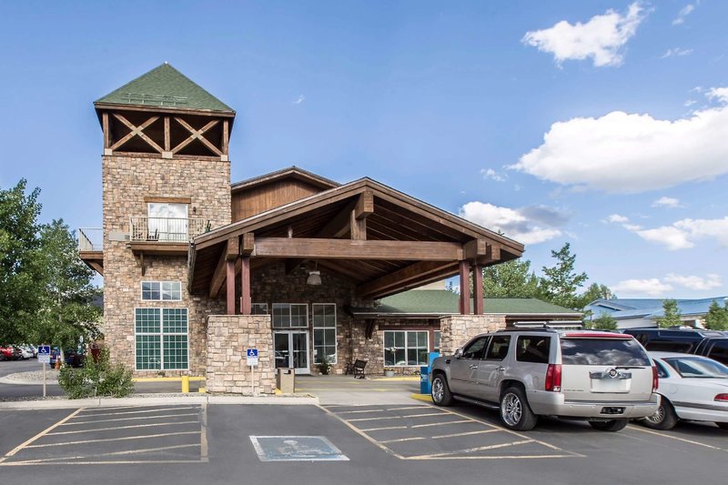 Quality Inn & Suites Summit County