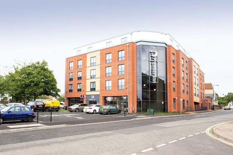 Premier Inn Basingstoke Town Centre,Basingstoke And Deane>>Basingstoke,3 star