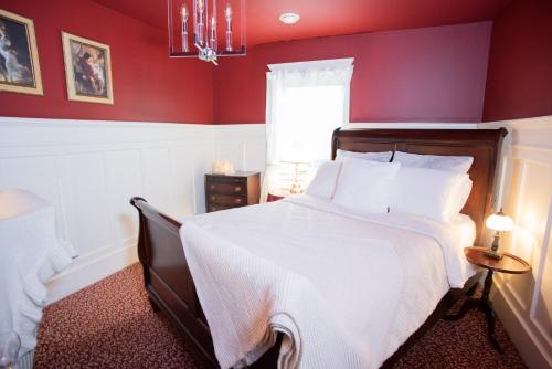 Maryhill Inn