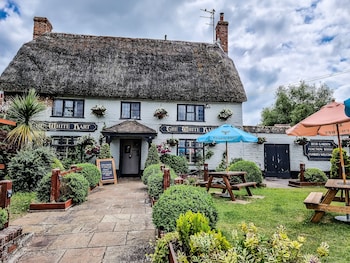 The White Hart,Swindon>>South West England,3 star