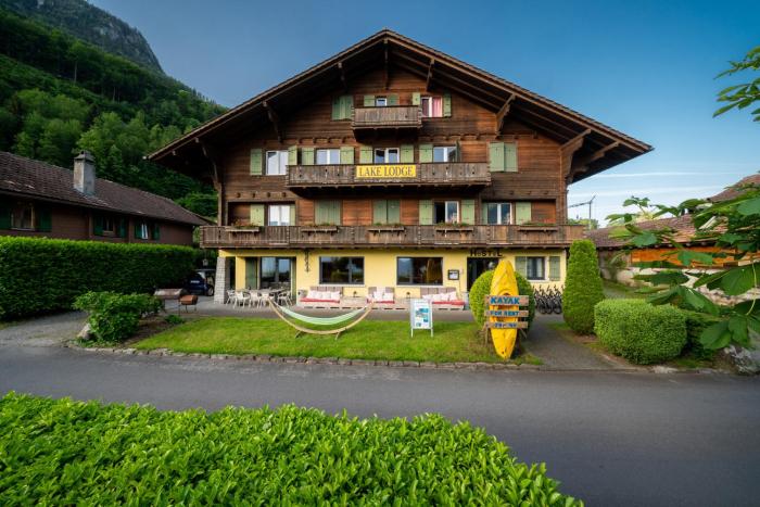 Lake Lodge Hostel,Grindelwald>>Bern,2 star