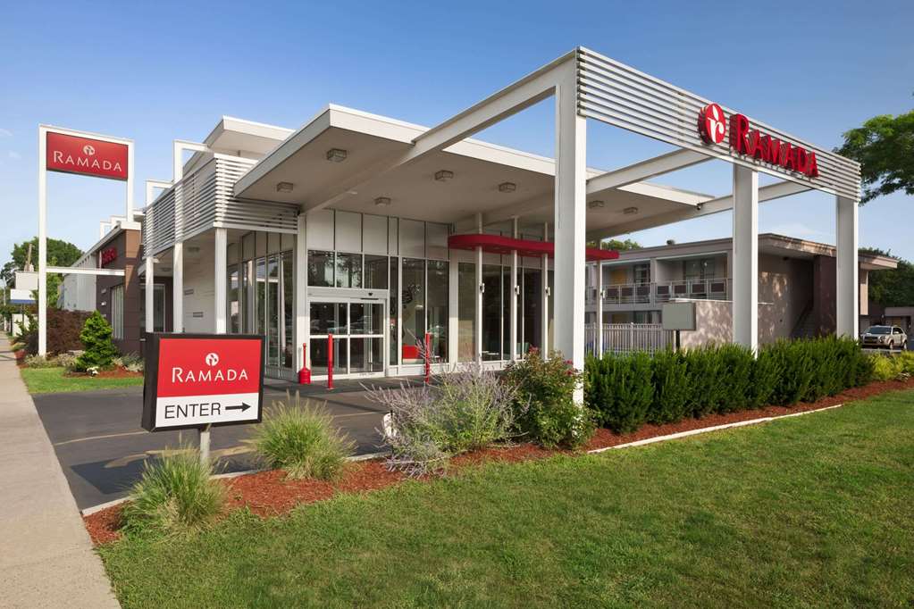 Ramada By Wyndham Rockville Centre