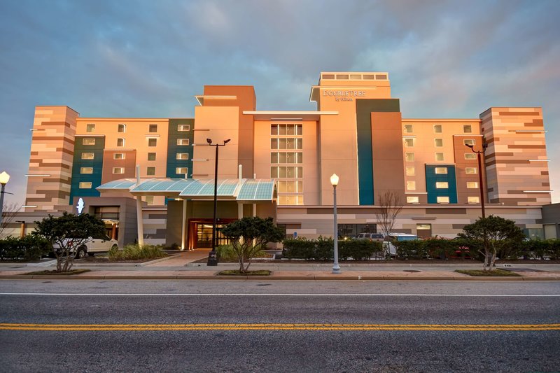 doubletree by hilton virginia beach oceanfront south