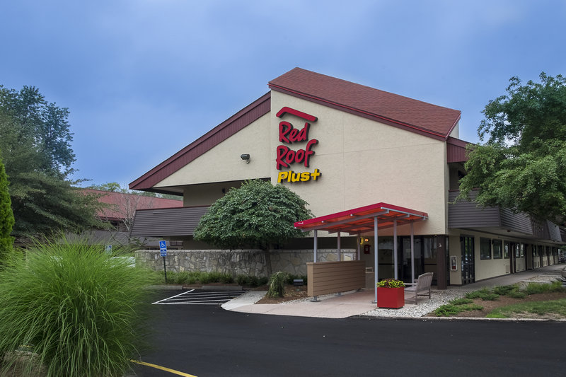 Red Roof Inn Plus+ West Springfield,Hampden>>Chicopee,2.5 star