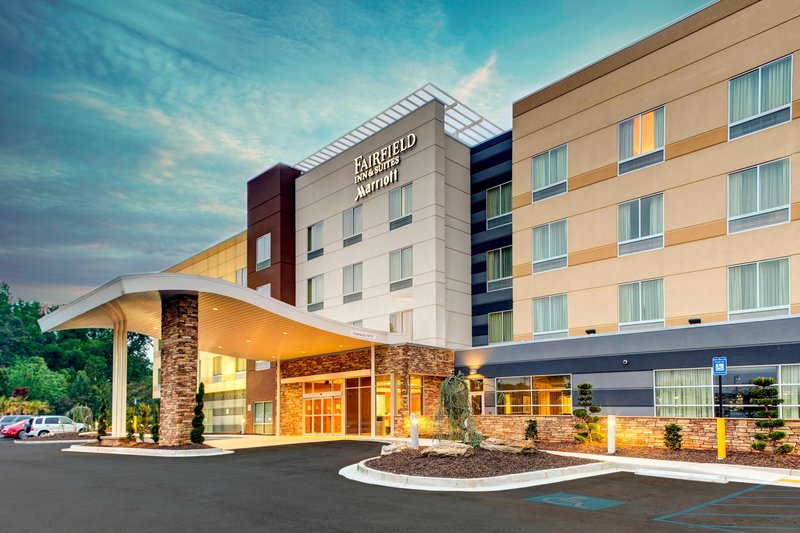 Fairfield Inn & Suites Atlanta Stockbridge,Griffin>>Atlanta,2.5 star