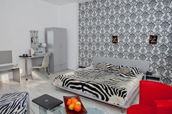 scottys boutique hotel