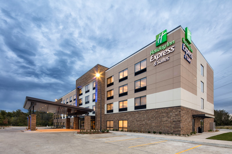 holiday inn express and suites east peoria river