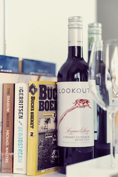 Corner House Residence,Cape Winelands>>Cape Town,3 star