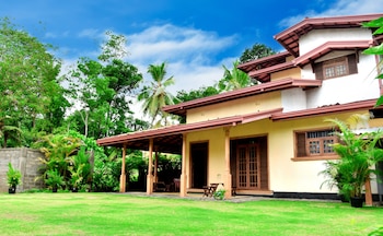 Green Palm Villa,In Poddala,2 star