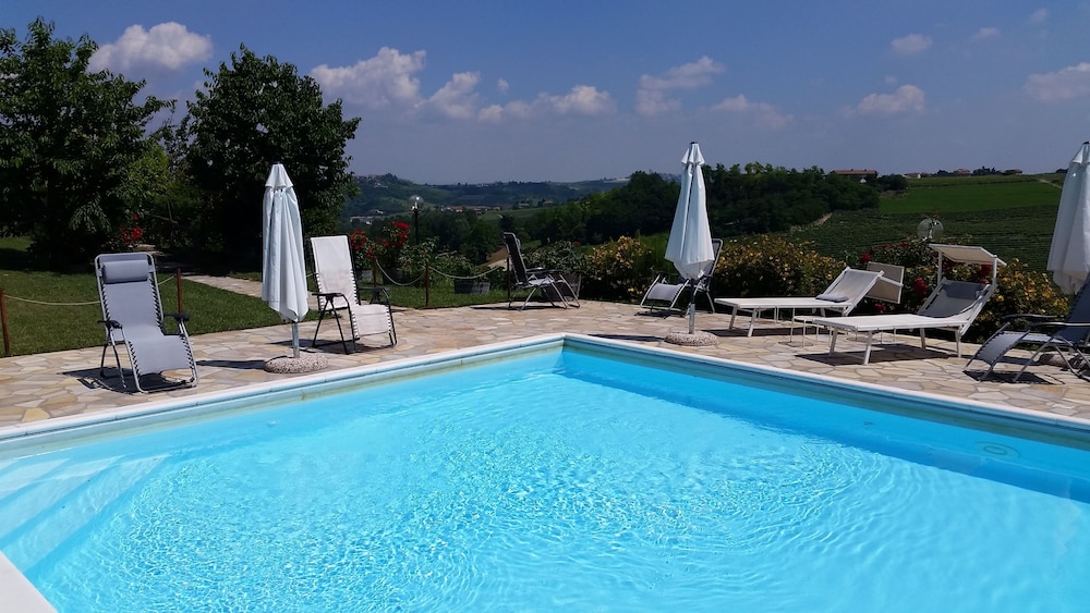 Bricco San Giovanni,In Isola D'asti,1 star