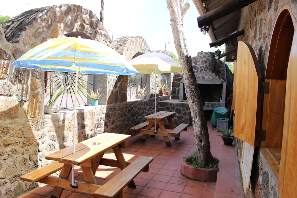 Galapagos Penguin Hostel,Puerto Ayora>>Galapagos,2 star