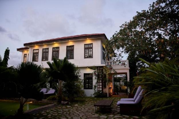 olma colonial suites