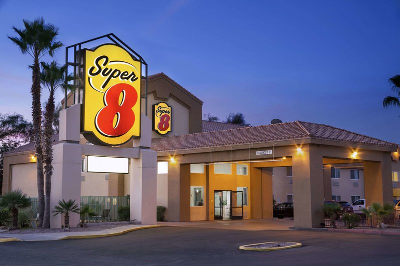 super 8 by wyndham marana tucson area