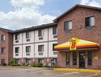 Super 8 By Wyndham Omaha/West Dodge,Douglas County>>Douglas,2 star