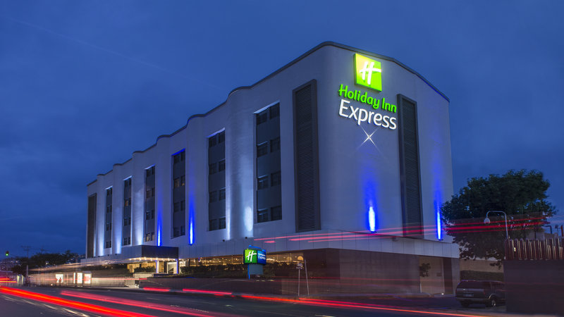 holiday inn express mexico toreo by ihg