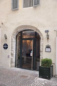 hotel de la couronne