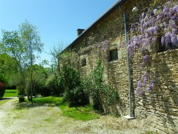 Les Dames De Nage,In Grand-Champ,3 star