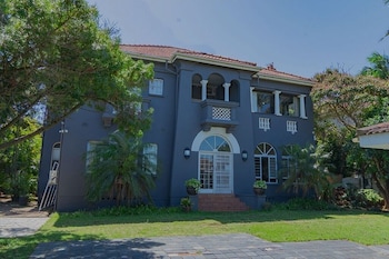 268 On Ridge Guesthouse,Near West Ridge Park Tennis Stadium,4 star