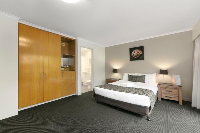 mt ommaney hotel apartments