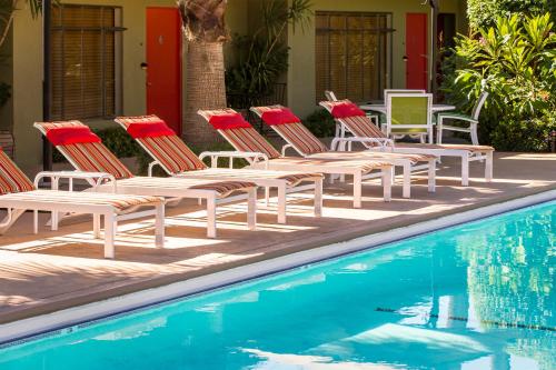 Desert Riviera Hotel,Palm Springs>>Cathedral City,4 star