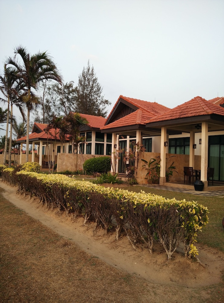 sabah beach villas and suites