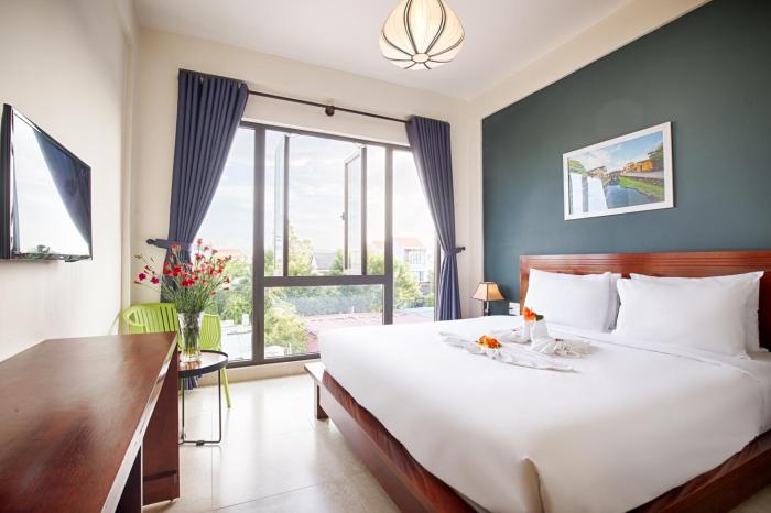 green apple hotel