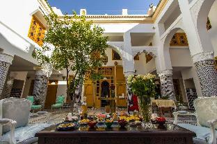 riad amor