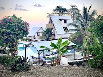 Sea Cliff Resort,Long Bay>>Jamaica,3 star