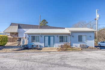 Oyo Hotel Heber Springs Lakeside,Little Rock>>Heber Springs,2 star