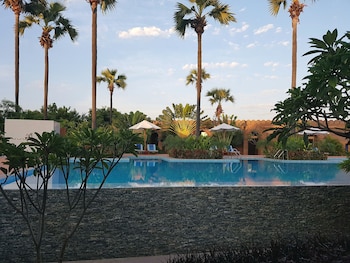 Famous Hotel Bagan,In Nyaung-U,3 star