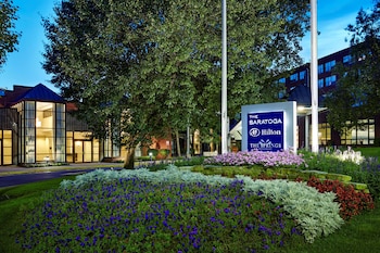 the saratoga hilton