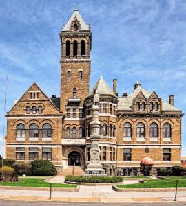 City Hall Grand Hotel,South Williamsport>>Lycoming County,2.5 star