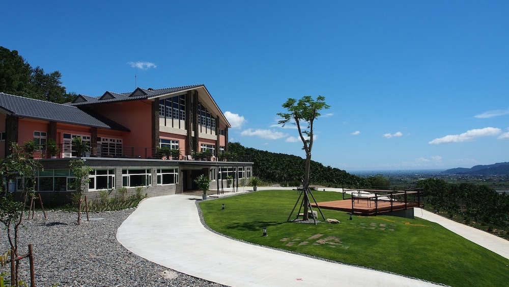 Sun Hola Villa,New Taipei City>>Datong,3 star
