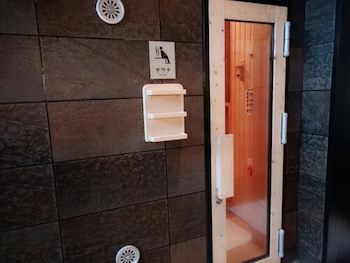 Queen's Hotel Chitose,New Chitose Airport>>Chitose,3 star