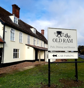 The Old Ram Coaching Inn,Ipswich>>Dickleburgh,3 star