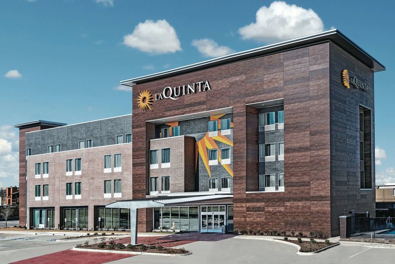 La Quinta Inn & Suites Dallas Grand Prairie North,Grand Prairie>>Dallas,3 star