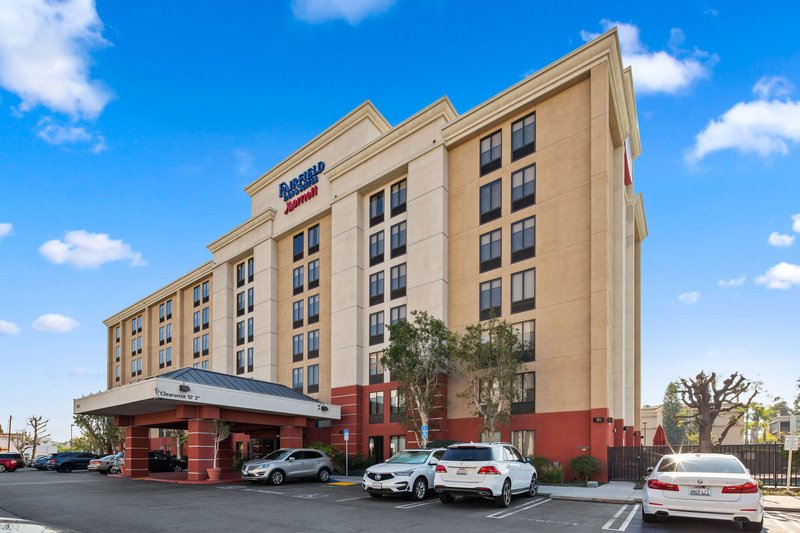 Fairfield Inn & Suites Anaheim North/Buena Park.,Anaheim Hills>>Anaheim,3 star