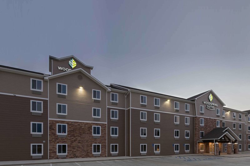 woodspring suites lafayette