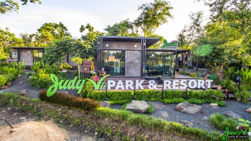Buriram Judypark And Resort,Buri Ram>>Ban Bu Lamduan,2.5 star