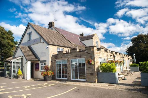 the fox hall inn