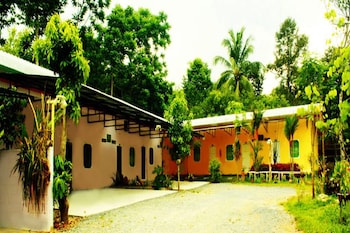 Kanta Hill Resort,Nakhon Si Thammarat>>Lan Saka,3 star