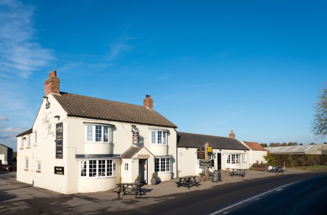 black a moor inn