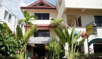 All In 1 Guesthouse Chiang Mai,Chiang Mai Province>>Chiang Mai,3 star
