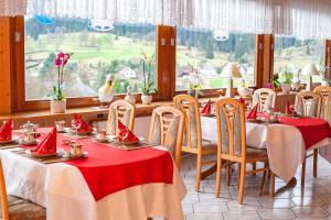 Waldhotel Auerhahn Bed & Breakfast,Bubenbach>>Breisgau-Hochschwarzwald,3 star