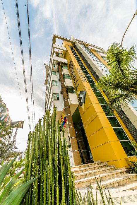 Hotel Titanium Plaza,Bucaramanga>>Barrancabermeja,4 star