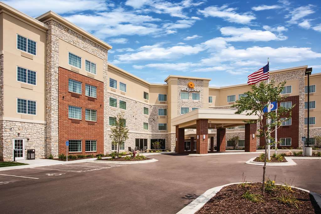 La Quinta Inn & Suites By Wyndham St. Paul-Woodbury,Minneapolis>>Maplewood,2.5 star