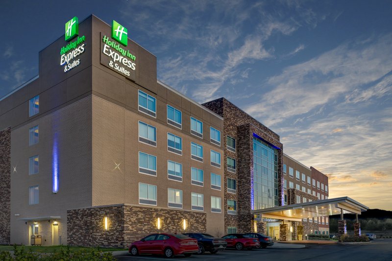 Holiday Inn Express Suites Indianapolis Ne Noblesv