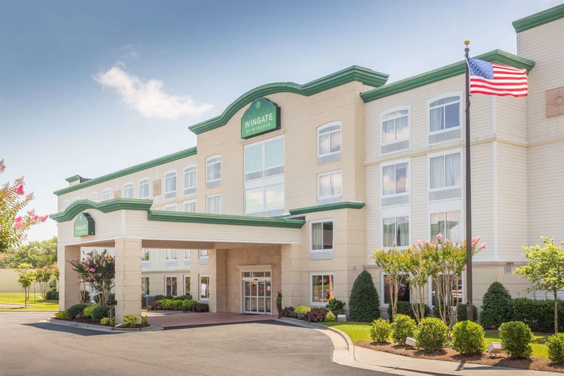 Wingate By Wyndham Southport,Brunswick>>Bolivia,3 star
